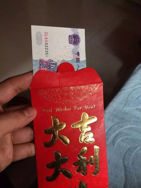 红2.jpg
